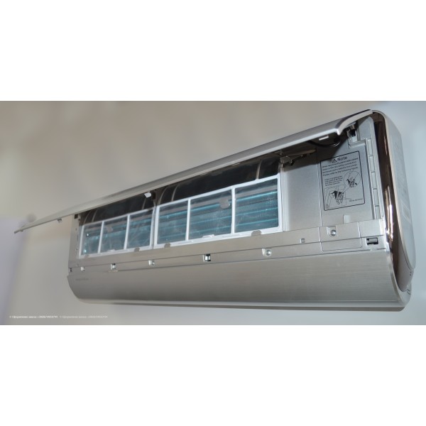 Кондиционер сплит-система Gree U-Crown GWH12UB-K3DNA4F