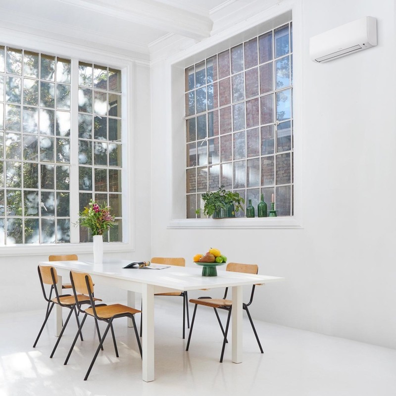 Внутрішній блок мультиспліт-системи Daikin Comfora FTXP20N9