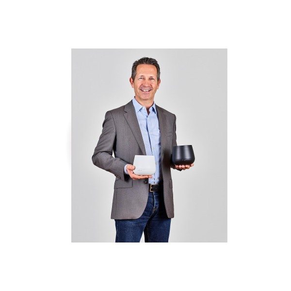 Зволожувач повітря Stadler Form Mia Black M-051