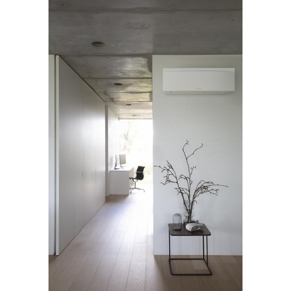 Внутрішній блок мультиспліт-системи Daikin Emura White FTXJ20AW