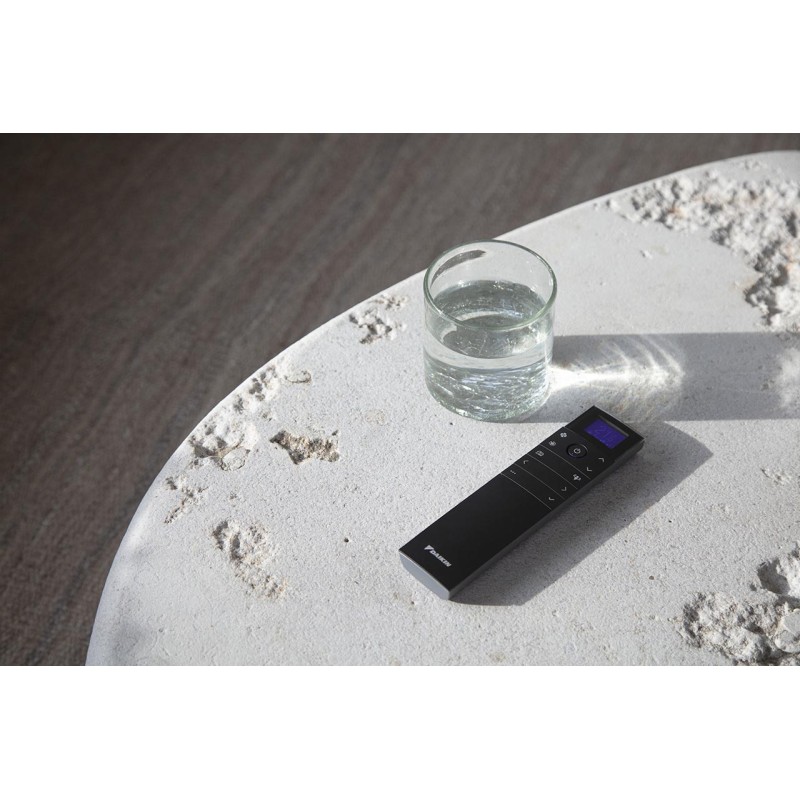 Внутренний блок мультисплит-системы Daikin Emura Black FTXJ20AB