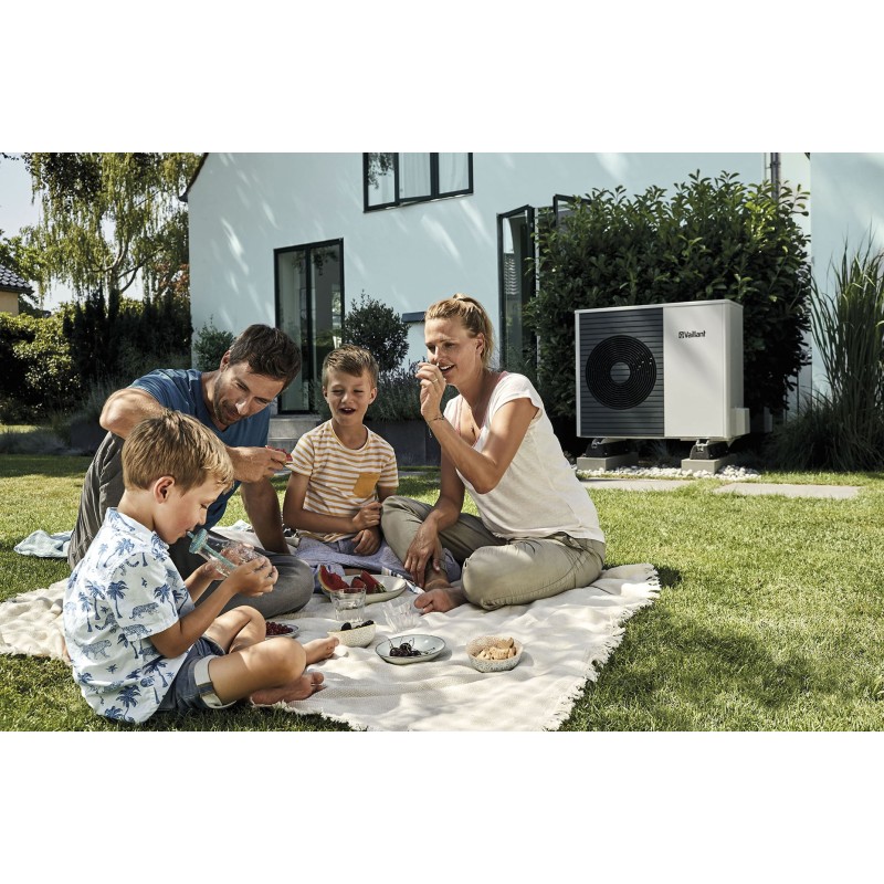 Тепловой насос Bosch Compress 7000i AWB 17, система управления CR10