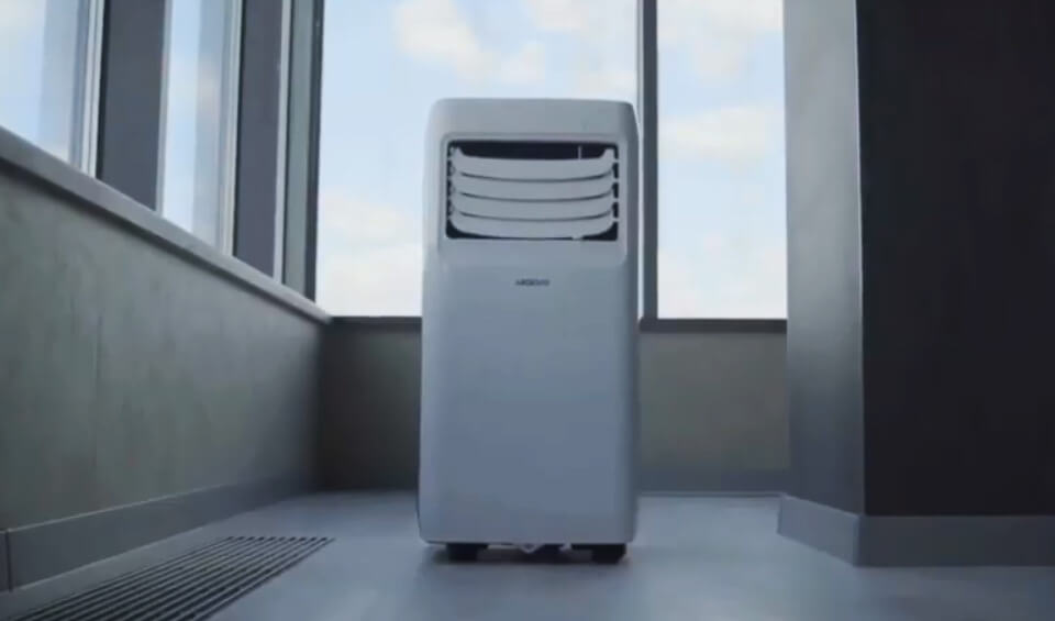 Ardesto ACM-09CRN7 - кондиціонер в інтер'єрі