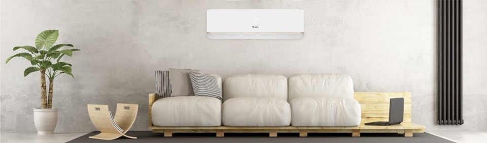 Gree Bora Inverter на стіні